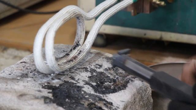 Индукционная пайка на Глебовском механическом заводе. Металлообработка смотреть онлайн