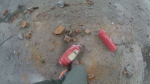 СБРОСИЛИ ОГНЕТУШИТЕЛЬ С КРЫШИ // НАШЛИ ДЕНЬГИ В КАТАКОМБАХ // ЛУЖА ГУДРОНА