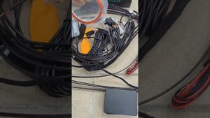 Атмосферная смарт подсветка в салон автомобиля, управление через приложение на смартфоне