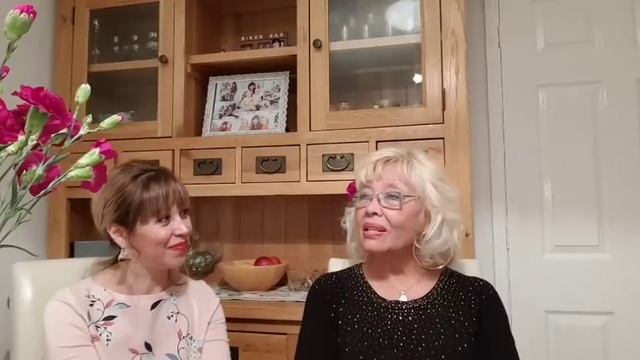 177. ДВЕ ГОЛОВЫ ХОРОШО,  А НЕСКОЛЬКО- ЛУЧШЕ ИЛИ... СКОРО В САДУ У МАМЫ.