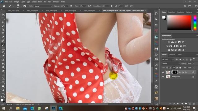 DEMO RETOUCH 4 - CÔ BÉ LÀM BÁNH смотреть онлайн