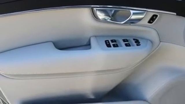 2020 Volvo XC90 T6 Momentum 7 Passenger смотреть онлайн