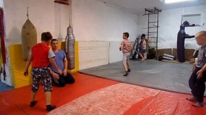 Изучаем акробатику с моей помощью (дети 6-8лет)