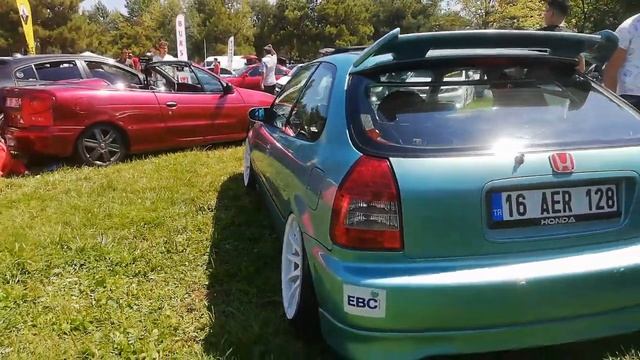 THE FSM TEAM SYMBOL GARAGE смотреть онлайн