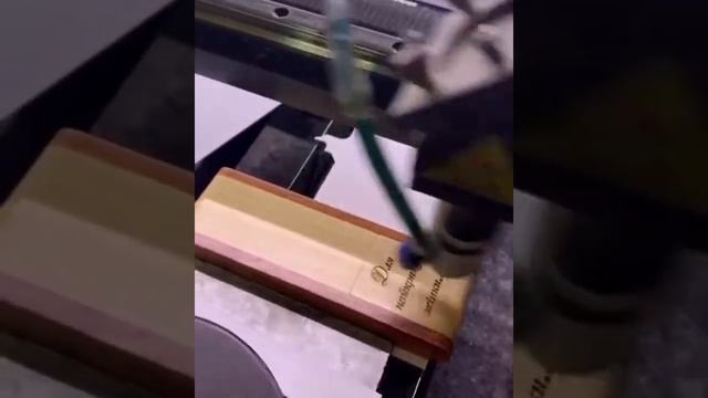 Лазерная гравировка по дереву