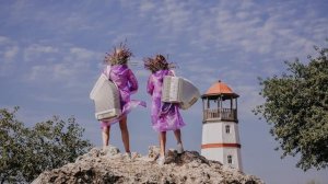 Аккордеонистки России- дуэт "ЛюбАня" -ФОТОСЕССИЯ. Таганог. Мержаново