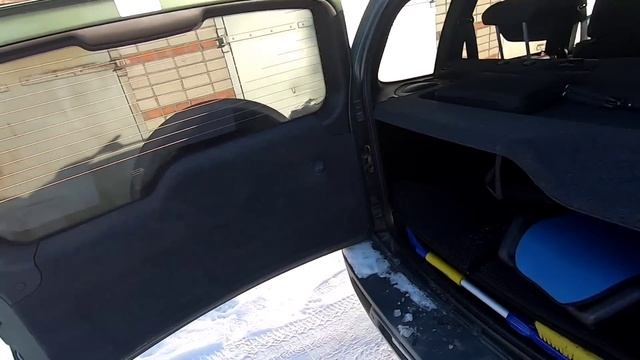 ПРОТИРАЕТ краску!!! Нива ТРЕВЕЛ, пробег 28 000 км, машине ГОД. Будем думать и ИСКАТЬ решение. смотреть онлайн