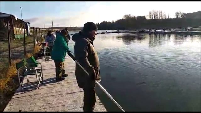 Для крупной рыбы и приманка должна быть большая! Поимки форели на воблеры и крупные блесны! смотреть онлайн