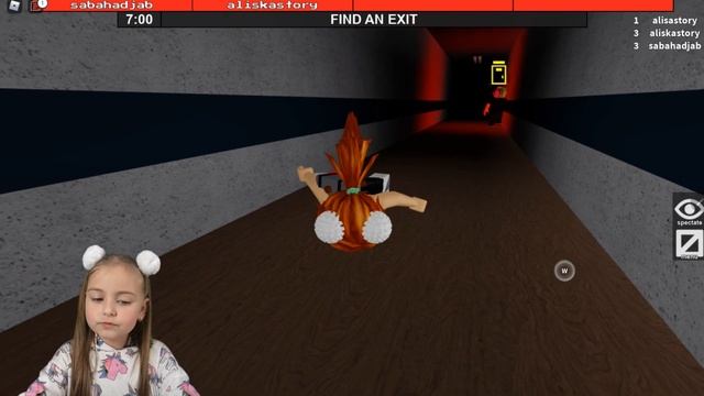 Беги и прячься в Роблоксе - Flee the Facility - Алиса Стори - Alisa Story смотреть онлайн
