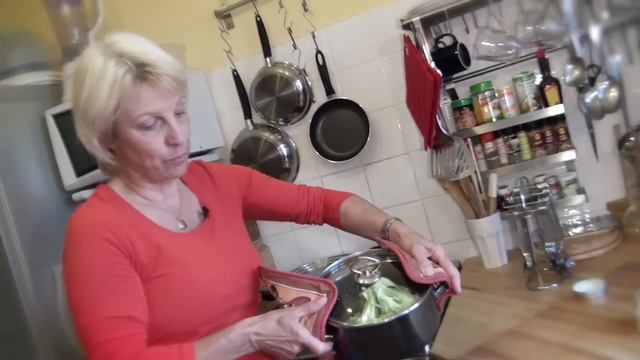 Broccoli kochen Basic Rezept Gemüse kochen einfachKochen mit Brokkoli смотреть онлайн