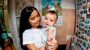 Отдали Юрчика в бассейн. Почему уезжаем из России и подписчики прислали одежду для Найви