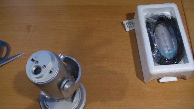 Unboxing - The Blue Yeti USB Professional Triple Capsule Microphone! смотреть онлайн