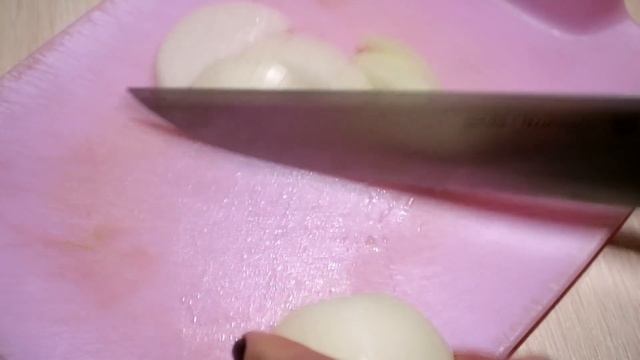 КАК ЗАСОЛИТЬ СКУМБРИЮ В ДОМАШНИХ УСЛОВИЯХ // ОЧЕНЬ ВКУСНЫЙ РЕЦЕПТ МАЛОСОЛЬНОЙ СКУМБРИИ