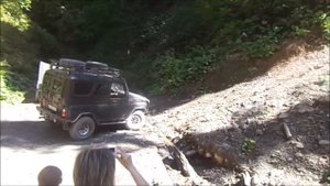 Нива джипинг. Водопадистый гора Фишт