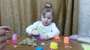 Кинетический Песок Строим Замок из Песка Kinetic Sand Building sand castle
