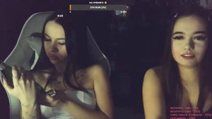 Облизала ногу 🔞🤯