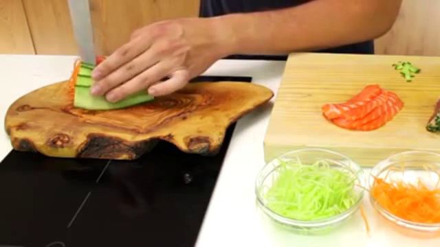 How To Make A Sashimi Platter - How to Make Sushi RollsSauce 2015