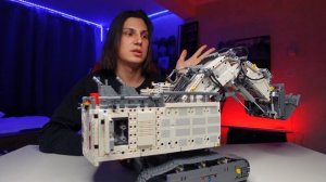 Распаковка и сборка LEGO Technic 42100 экскаватор liebherr R9800