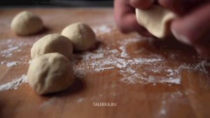 Пирожки с опятами в сметане