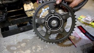 Восстановление Suzuki RF400 - Замена звезд, цепи, регулировка сцепления