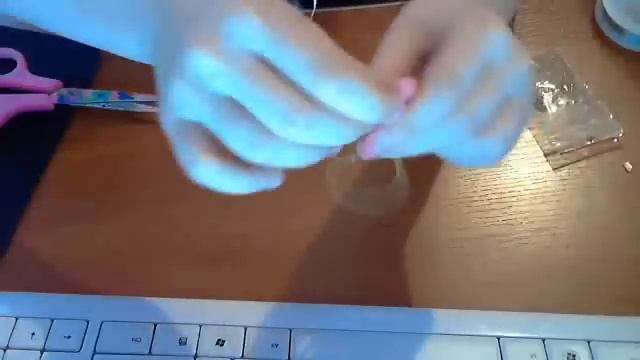 Как сделать из бисера сердечко смотреть онлайн