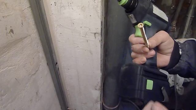 Монтаж  профиля  Tecе   на шурупы