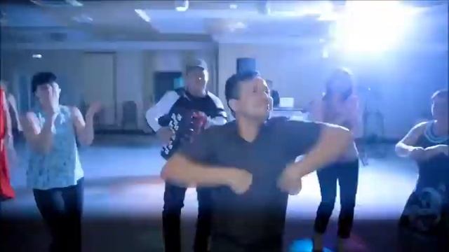 Аккордеонист-виртуоз на праздник в Донецке! смотреть онлайн