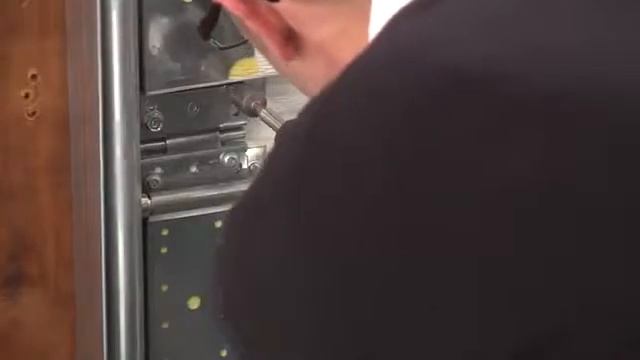 Wayne Dalton Pose d'une porte en Kit 2' смотреть онлайн