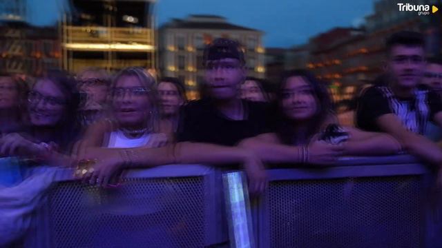 Cepeda inaugura las Fiestas de la Virgen de San Lorenzo ante un público 'sempiterno' смотреть онлайн