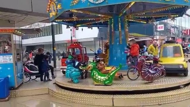 Центр города Зинген и новый наш Einkaufszentrum "Cano" смотреть онлайн