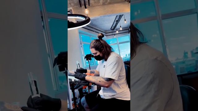 BLACKOUT TATTOO #blackouttattoo #foryou #tattooartist #tatuagem #trending #tattoolover смотреть онлайн