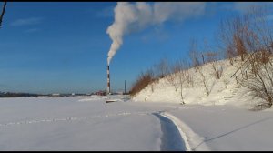 На месте прокладки дюкера по дну Лысьвенского пруда. 10.02.2021 г.