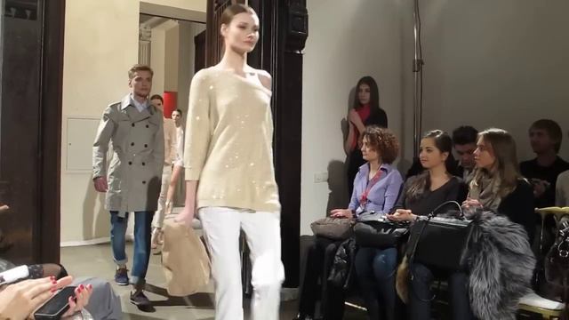 MANGO SS'12 fashion show. Special guest Amber Le Bon