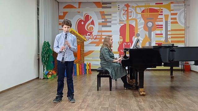 Раст Роман. Д. Шостакович "Галоп" смотреть онлайн