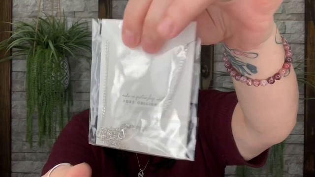 Smartass & Sass // May 2023 “BIG BOX” Unboxing смотреть онлайн