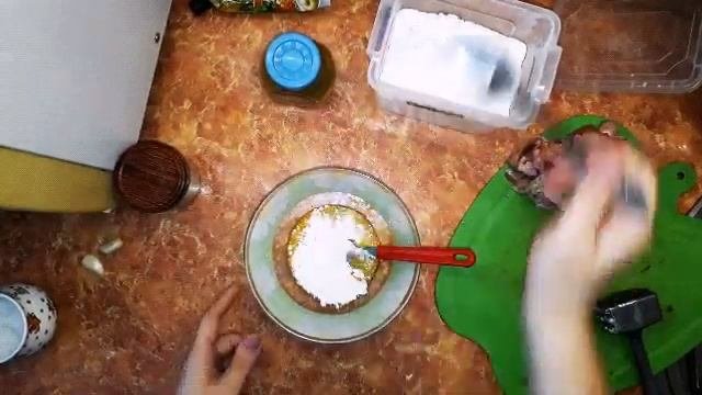 Куриная грудка с кунжутом,горчицей и чесноком?