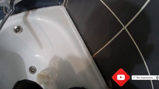 Замена старого герметика на новый в ванной комнате. смотреть онлайн
