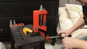 Заклинило гильзу в матрице!!!!?