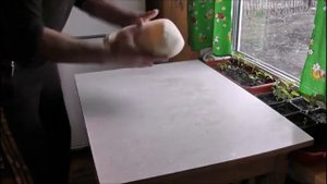 Запекаем рулет из свиной брюшины в тесте
