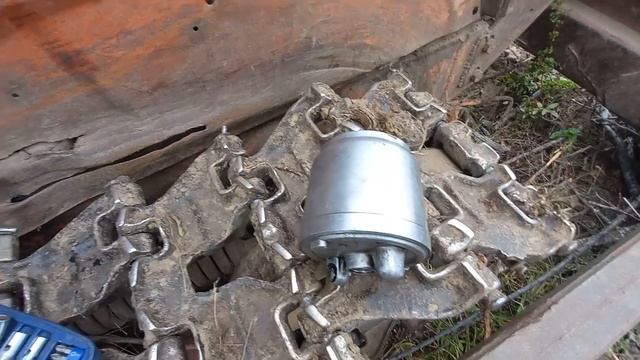 Работаю на ДТ 75. Идеальная погода для чистки поля от веток. Ремонт трактора. смотреть онлайн