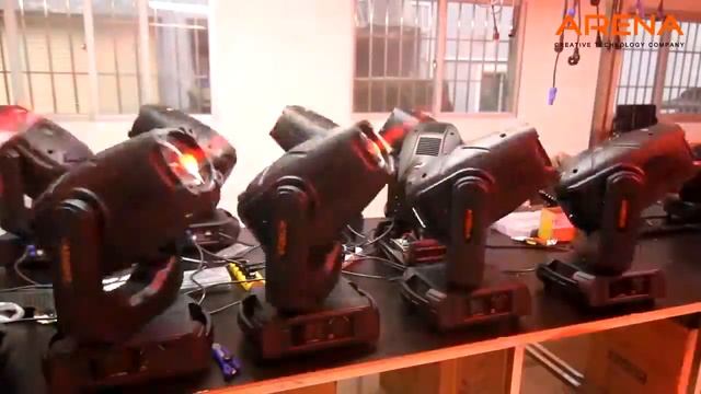 ARENA Black Hawk 280W вращающаяся головы смотреть онлайн