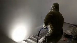 Безвоздушное нанесение шпаклевки окрасочным аппаратом HYVST SPT 8200