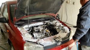 Стоит ли мыть двигатель и подкапотное пространство? Мойка двигателя Лада Калина! Результат!
