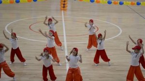 детский танец "В ритме диско" студия танца "КОНОПУШКИ" г. Кемерово 17.11.2013г.