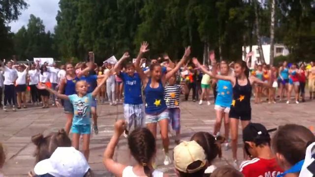 Star Team - разминка 18-го отряда смотреть онлайн