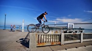 Паркур на велосипедах. Вело триал.