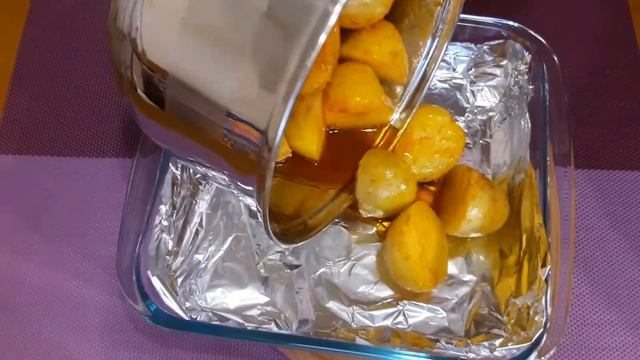 Молодая Картошка в Духовке. Золотистая и ароматная!!! смотреть онлайн