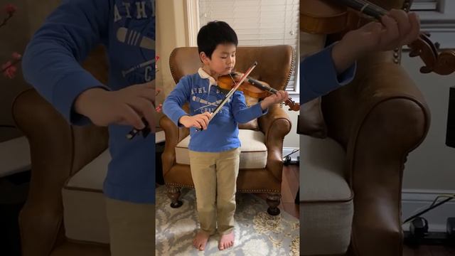 Suzuki Method Book 1 _ Suzuki Violin CD 1 _ O Come Little Children _ Violin смотреть онлайн