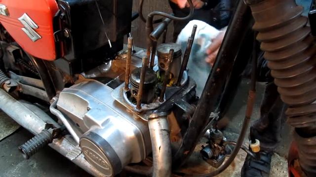 Разборка Jawa 350 638 Снятие цилиндров, дефектовка, комментарии часть 2 смотреть онлайн