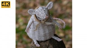 Крыска из газетных трубочек.